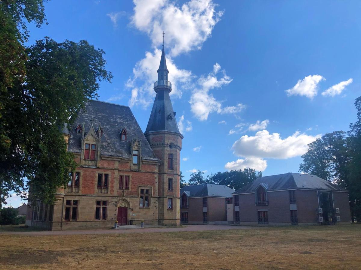 Chateau De Petit Bois Cosne-d'Allier Buitenkant foto